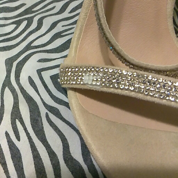 Shoes - Picture 5 of 7